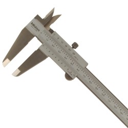 Mitutoyo Vernier Caliper 200 mm